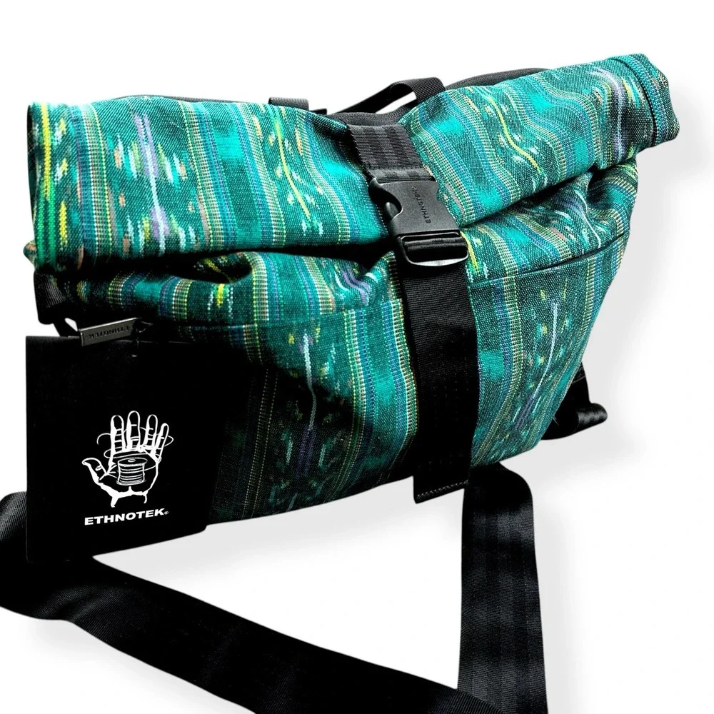 NEW ETHNOTEK Cyclo Foldover Laptop Sling Messenger Bag‎ Work Guatemala 4 Padded